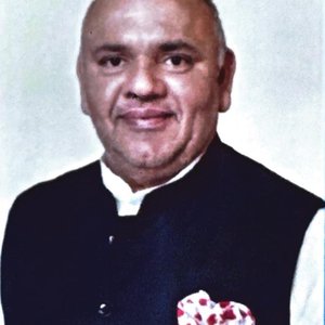 SUMESH SHOKEEN
